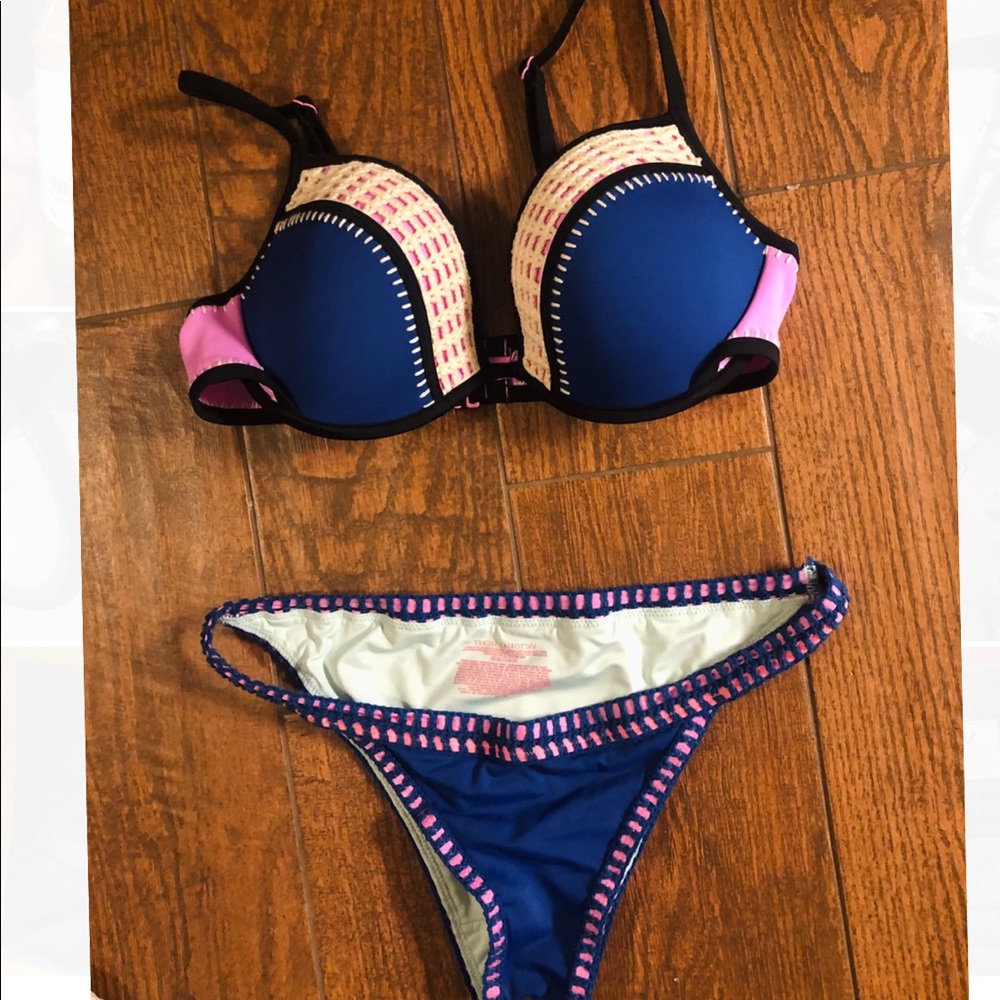 EUC. Victoria secret bathing suit. Rare find!